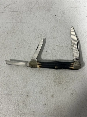 Vintage QUEEN STEEL 48 POCKET KNIFE  3- Blade  USA - Image 1 of 4