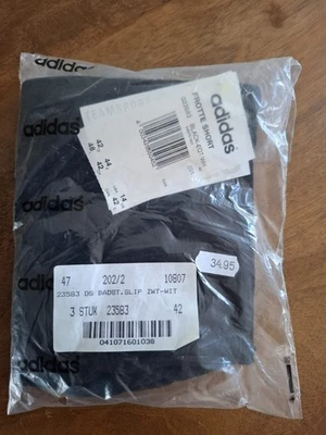 Vintage Adidas Frottee Shorts Sprinterhose Sporthose Größe L ( 42) Deadstock neu - Bild 1 von 4