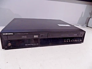 Samsung DVD-VR350M Registratore DVD Videoregistratore Combo Nero DIFETTOSO Venduto come RICAMBI/PARTI - Foto 1 di 9