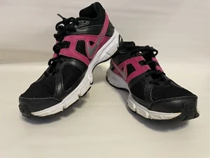 Nike Downshifter 5 Sneakers da Corsa Donna 7 Scarpe Nero - Foto 1 di 6