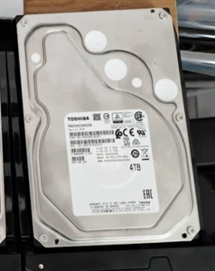 Toshiba 4TB SATA HDD 3.5 Internal Hard Drive MG04ACA400N - Afbeelding 1 van 1
