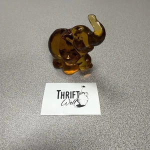 FENTON ART GLASS 2007 AUTUMN GOLD FOOT UP ELEPHANT FIGURINE - Picture 1 of 4