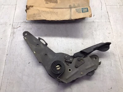 Palanca reclinable asiento del conductor delantero Buick Chevy Oldsmobile OEM GM 20672850 Foto 1 de 2