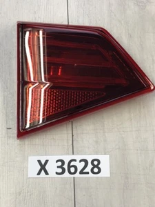 SUZUKI VITARA 2019 INNERE RÜCKLEUCHTE NEU ORIGINAL 35702-86R00 - Bild 1 von 3