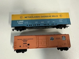 BACHMANN COMMERCIAL GOODS WAGONS X 2 VGC - Foto 1 di 10
