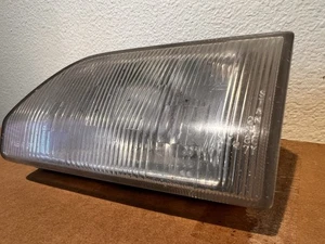 Acura Integra 90-93 3dr Coupe -(R)Side Fog Lamp - Preowned - Picture 1 of 10