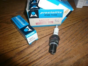 Prestolite 14GR7 NOS New Prestolite Resistor Spark Plugs (10) - Bild 1 von 2