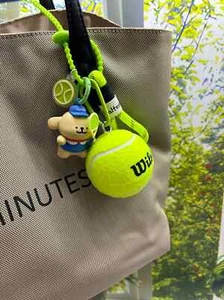 Wilson Fashion Tennis Pendant Keychain Sports Souvenirs Creative Gifts - Picture 1 of 3