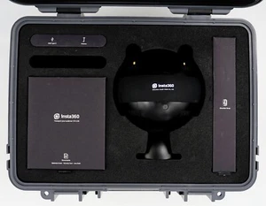 Insta360 Pro2 Sphärische Kamera 8K Standard Bundle mit Reiseetui und Weitsicht - Bild 1 von 11