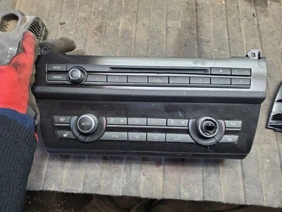 Temperature Control Automatic Climate Control Front Fits 11-16 BMW 528i 1667275 - Image 1 of 4