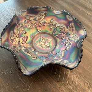 Carnival Glass Vintage Leaf Blue Fluted Bowl Amazing Design! - Picture 1 of 8
