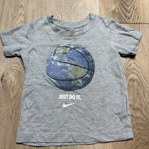 Nike Grey 3T T-Shirt Boys Gray Basketball World Graphic Toddler Top Swoosh - Picture 1 of 5