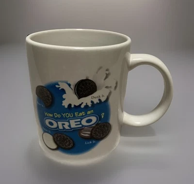 Oreo Cookie "How Do You Eat An Oreo?" 12oz Ceramic Coffee Cup Mug Preowned - Image 1 of 4