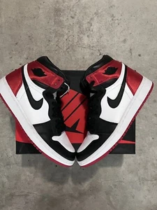 Size 8 - Air Jordan 1 Retro High Satin Black Toe W - Picture 1 of 5