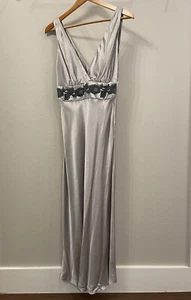 Newport News Silver 100% Silk Prom Evening Dress Size 6 Vtg Y2K Bias Cut Goddess - Picture 1 of 7