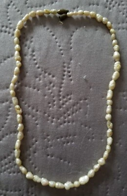 Damen Mädchen Flußperlenkette Handgeknüpft Verschluß 40 cm Milchweiß  - Bild 1 von 3