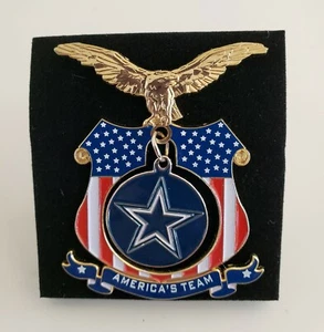 "PIN COLGANTE DE ÁGUILAS DALLAS COWBOYS PATRIÓTICO ""AMERICAN'S BEST"" NFL ¡ENVÍO GRATUITO! - Imagen 1 de 4