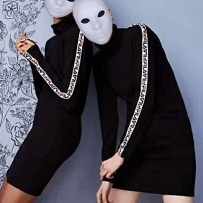 Vestido FILA Mujer GRANDE Negro Manga Larga Cuello Alto Sara LW165UQ4 001 NUEVO CON ETIQUETAS Foto 1 de 4