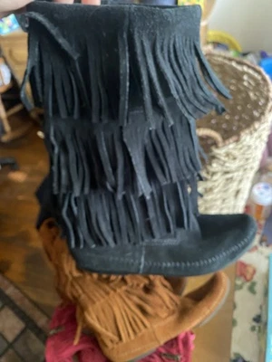 Minnetonka Women's 3 Layer Fringe Boots black  - Image 1 of 4