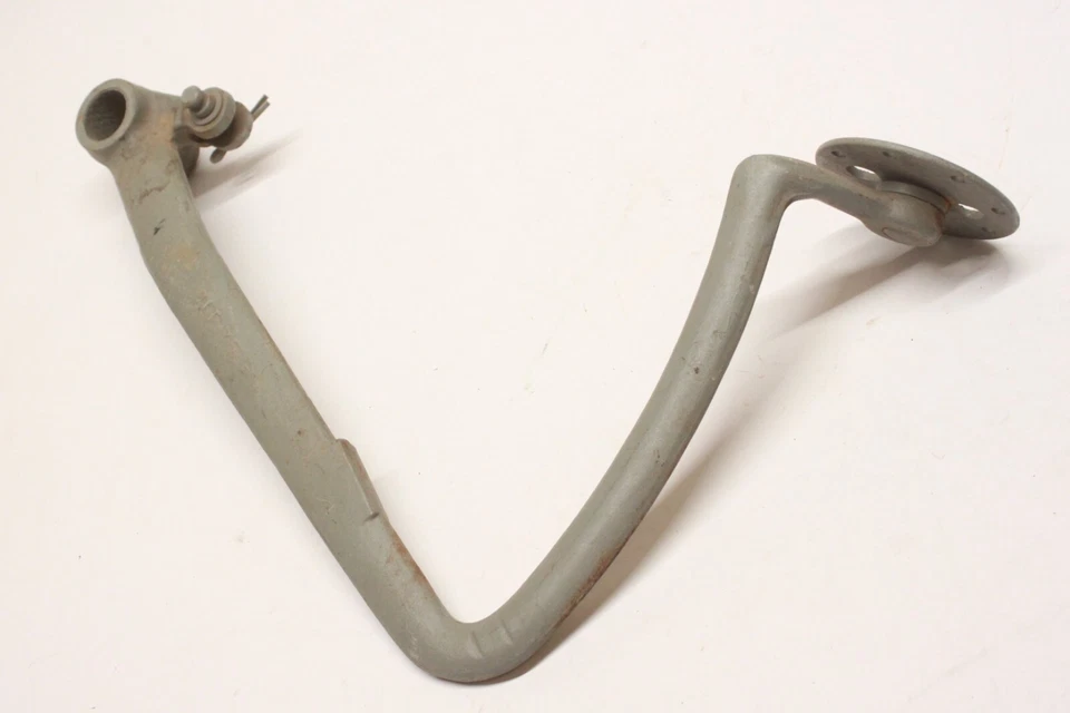 Pieza de palanca de embrague de transmisión manual original para camioneta Ford 1942-47 O1T-7513 Foto 1 de 4