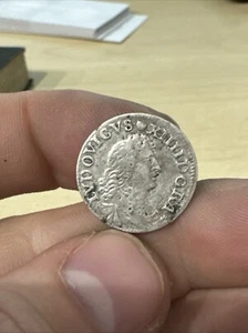 France 1677 D 4 Sols Silver (.798) (21952) - Picture 1 of 5