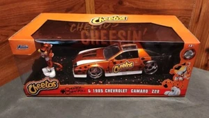 Chevrolet Camaro Z28 1985 Jada® Cheetos Chester Cheetah® 1985 nuevo en caja con figura - Imagen 1 de 20