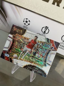 2025 Panini Select Gabriel Martinelli Premier League White Sparkle Prizm SSP - Bild 1 von 2