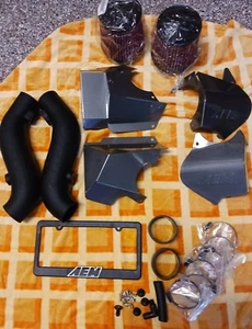 Para Nissan 370Z 2009-2020 3,7 L V6 rendimiento AEM ¡¡Sistema de admisión de aire frío usado!!! - Imagen 1 de 1