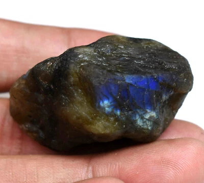 196.65 Ct 100% Natural Fire Labradorite Madagascar Earth-Mined Specimen Rough - Image 1 of 4