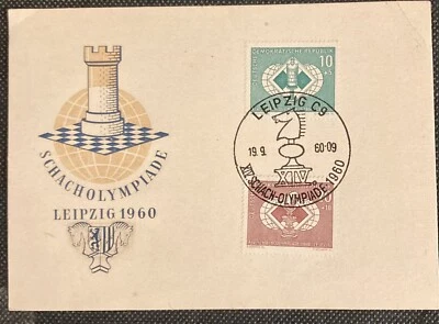 Estampillas de Alemania Oriental 1960 Olimpiada de Ajedrez de Leipzig en tarjeta máxima Foto 1 de 2