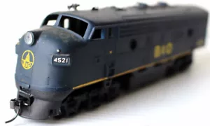 HO, Bachmann Plus B&O EMD F7A Diesel Locomotive Rd. #4521 - Picture 1 of 11