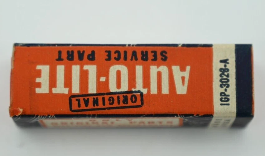 Puntos de encendido NOS Auto-Lite IGP-3028-A 38-47 Hudson 38-53 Indian Motorcycle Foto 1 de 3