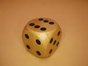 30mm Wood D6 Die Rounded Corners Natural with Black - RPG Tool Tabletop Roleplay - Picture 1 of 4