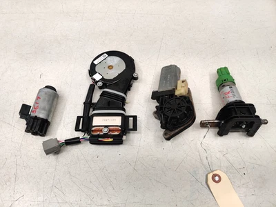 14-15 LINCOLN MKZ FRONT RIGHT PASSENGER SIDE SEAT MOTORS SET, OEM LOT3619 - Imagem 1 de 4