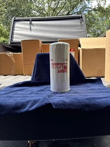 Fleetguard LF3321 Baldwin B76 Wix 51791 Filter - Picture 1 of 2