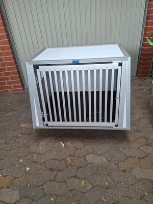 WT Metall Hundebox für Ford Kuga Baujahr 2017 - Bild 1 von 4