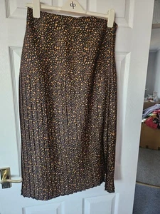 Primark size 12 ladies black spotty pleated skirt long side zip - Picture 1 of 5