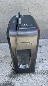 Tritacarte Member's Mark - Microtaglio / 12 fogli - Foto 1 di 4