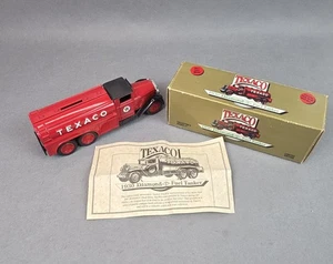 Vintage 1990 Ertl Texaco 1930 Diamond "T" Tanker Truck Bank Original Box USA - Bild 1 von 23