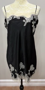 Abito vintage Victoria's Secret grande top slip nero bianco pizzo floreale civetta - Foto 1 di 9