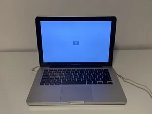 Apple MacBook Pro A1286 13" Laptop Late 2011 Intel core i5, 2GB RAM, (A#2) - Picture 1 of 4