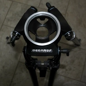 O'connor 55M Aluminum Tripod Legs with 100mm Bowl - Gorgeous - Picture 1 of 8