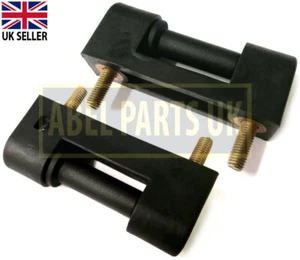 JCB PARTS - PAIR OF HINGE BLOCK ASSEMBLY ROBOT 160,180,1110,LOADALL (331/31247) - Picture 1 of 4