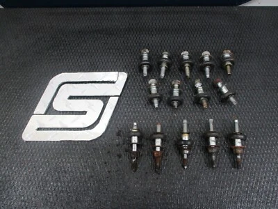 2006 Jaguar XJ8 -  AJ34 - Driver Side Cylinder Head - Valve Cover Bolts (14 Set) - Image 1 of 4