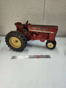 ERTL International Harvester Red Die-cast Toy Farm Tractor IH Harvester - Picture 1 of 9