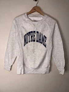 Notre Dame Sweatshirt Men’s Size Small Pullover Gray 16.5x24 - Picture 1 of 9