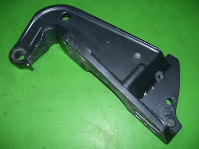 96 Yamaha Pro-V 150 hp 2.6L SOPORTE LATERAL IZQUIERDO Abrazadera Sección Media 6G5-43111-02-8D Foto 1 de 3