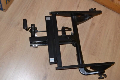 Recaro Sitzkonsole  86.23. 17 - Audi A6 B4, - Skoda Superb, -VW Passat  3B , 3BG - Bild 1 von 4