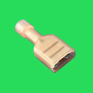 AMP rote Buchse Isoliert Spaten Draht Stecker Crimp Terminal 22-26 (100 Stck.) - Bild 1 von 2