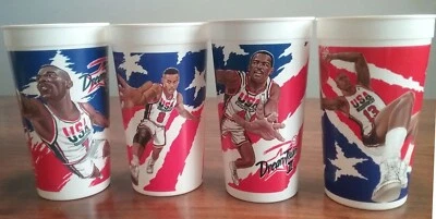 McDonald's Dream Team II Juego de 4 Tazas Shaq Kemp Dumars Smith NBA Baloncesto Foto 1 de 4